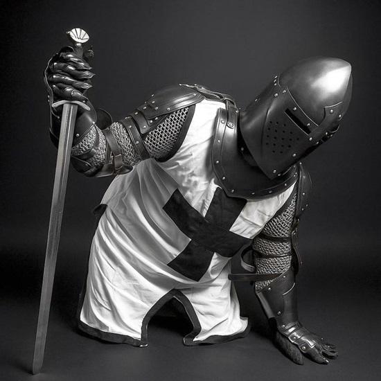 Armadura de Caballero Templario Negro para Hombre, Disfraz de Cruzado Medieval Auténtico para LARP, Cosplay, Coleccionistas