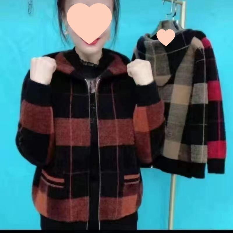 

Утолщенное пальто из норкового флиса в клетку для мам среднего и пожилого возраста - Коллекция осень/зима 2025