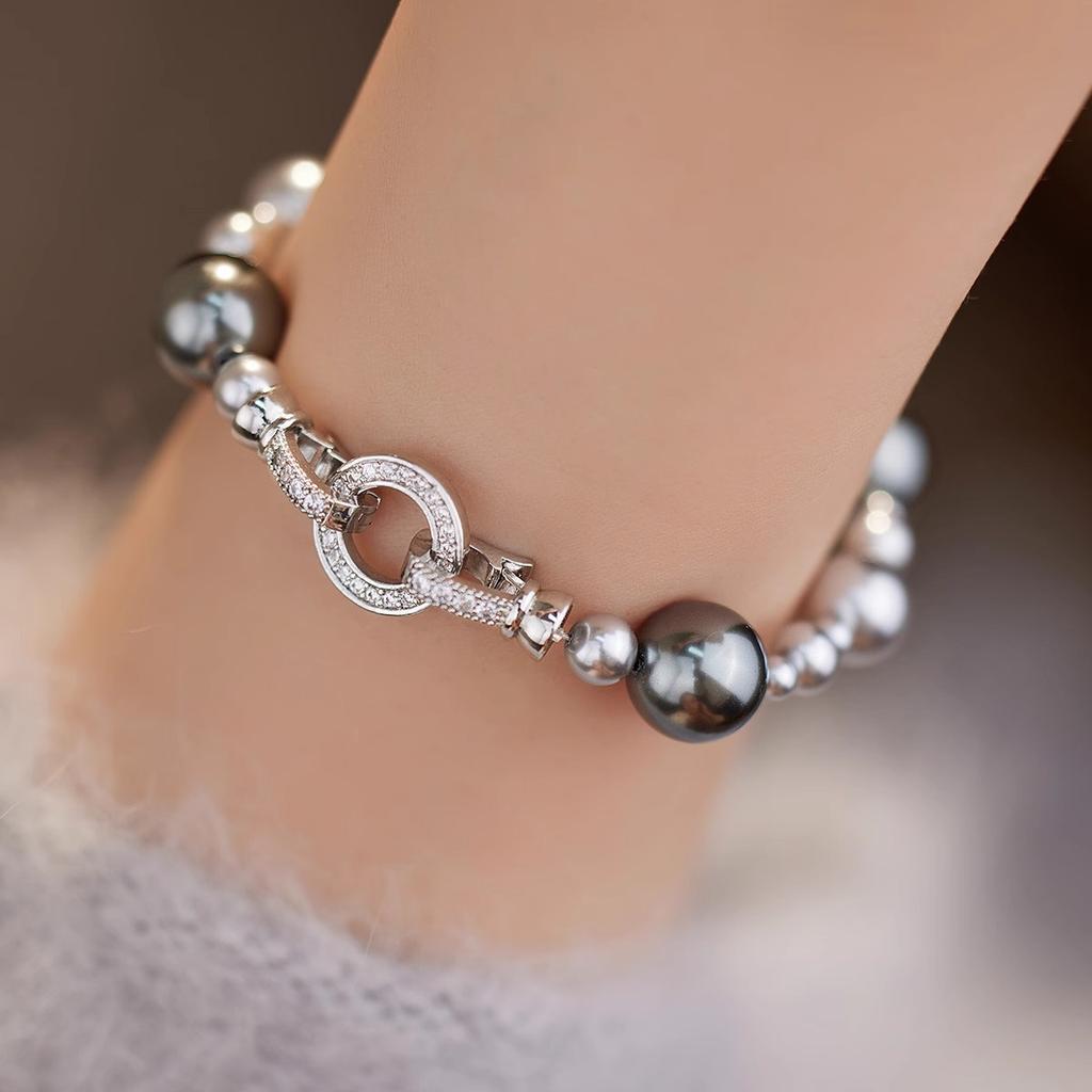 Micro Inlaid Ring Buckle French Retro Shijia Mixed Color Pearl Necklace Women'S Fashion Light Luxury Niche Neck Chain Sweater Chain Tide
