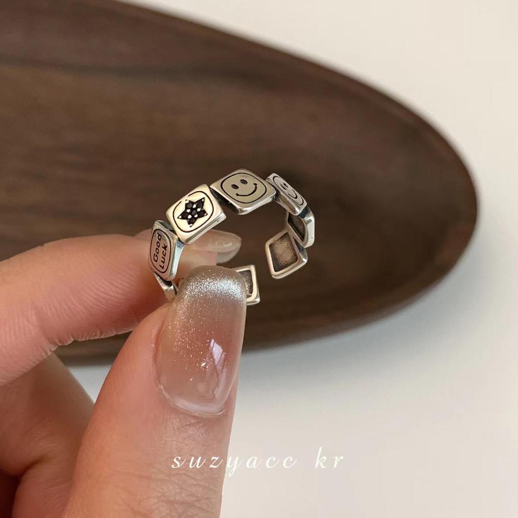 Retro Smiley Face Open Ring: Niche Design for Women, Index/Pinky Fit