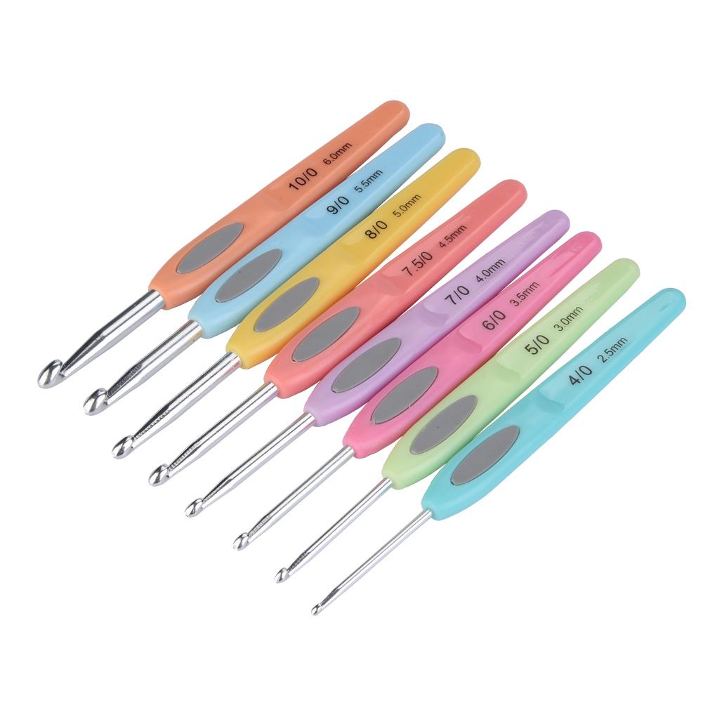 

New Aluminium Crochet Hook Knitting Needles Stitches With Colourful Soft Plastic Handle