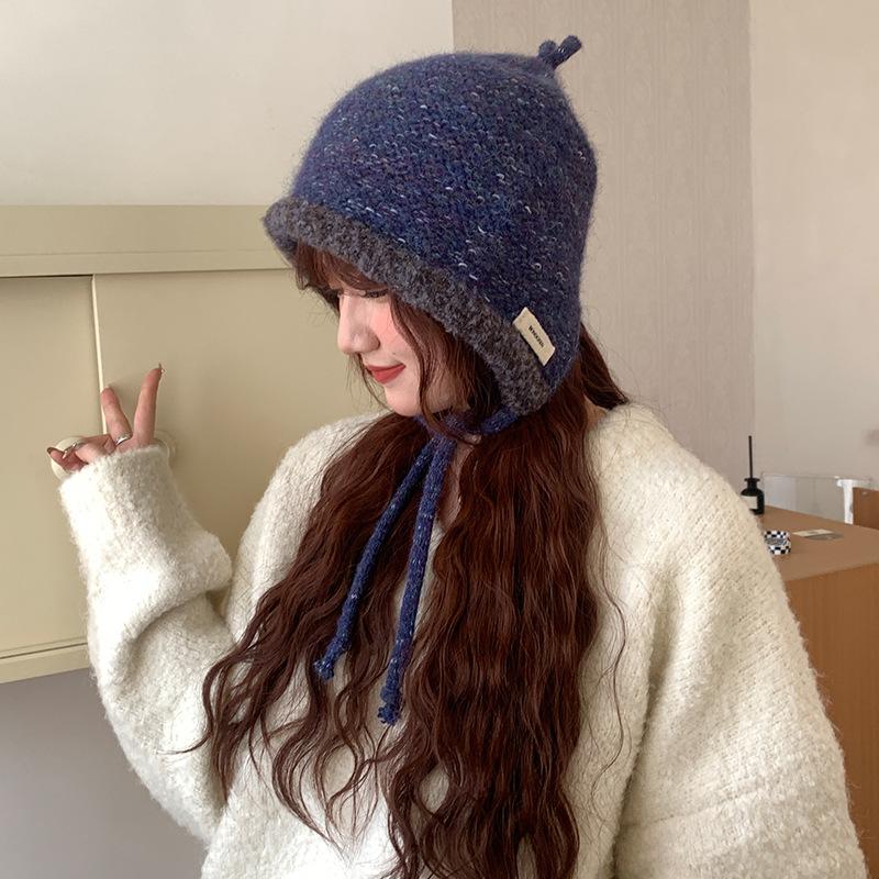 Balaclava Hat Women's Autumn and Winter Gray Knitted Wool Hat Korean Version Warm Ear Protection Show Face Small Lei Feng Hat