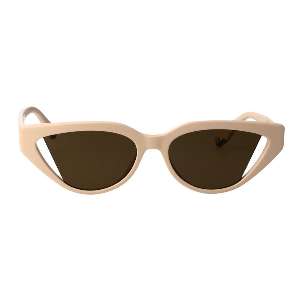 Fendi Cat Eye Sunglasses With Logo Temples Unisex Sunglasses Beige FE40009I57J