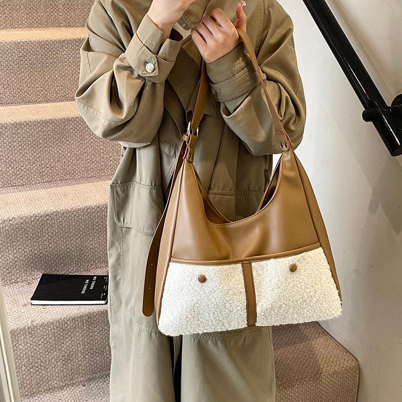 2025 Fluffy Plush Large Capacity Tote - Women's Mori Style Autumn/Winter Underarm Crossbody Bag