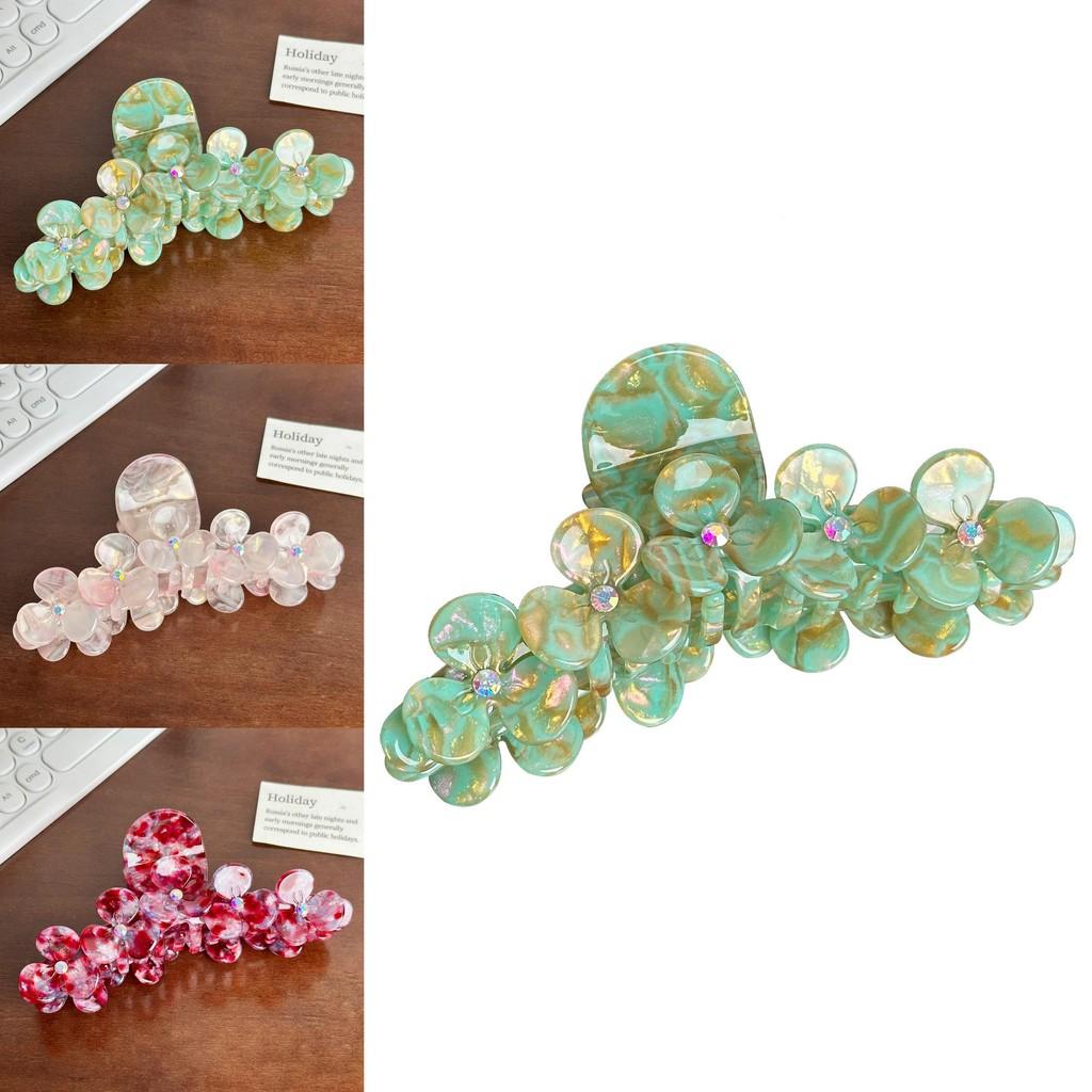 Stylish And Trendy Rhinestone Flower Hair Claw Clip Ideal For Fashion-forward Women