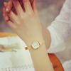 Mode Damen Goldene Kleine Runde Zifferblatt Armband Damen Quarz Analoge Armbanduhr