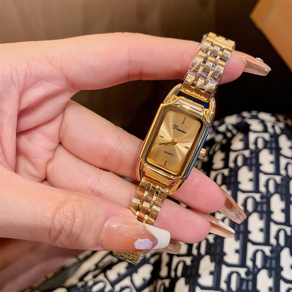 Fashionable Temperament Steel Band Watch Commuting Daily Casual Quartz Watch Women's Simple Two-hand Women's Watch
