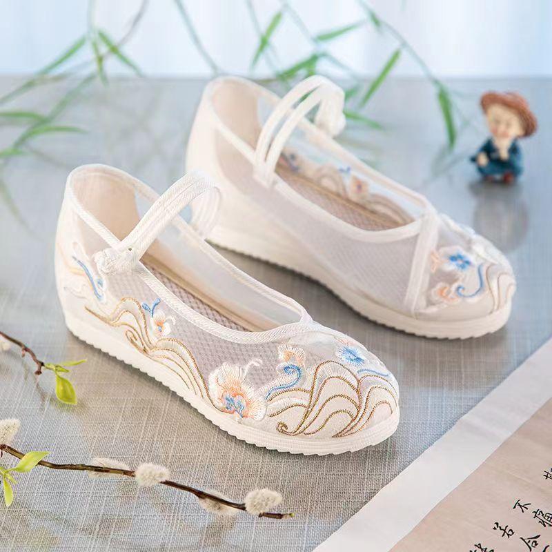 New Woman's Thick Sole Shallow Cloth Shoes Breathable Mesh Hollowed Retro Sloping Heel With Raised Embroidered Shoe Nude Shoes