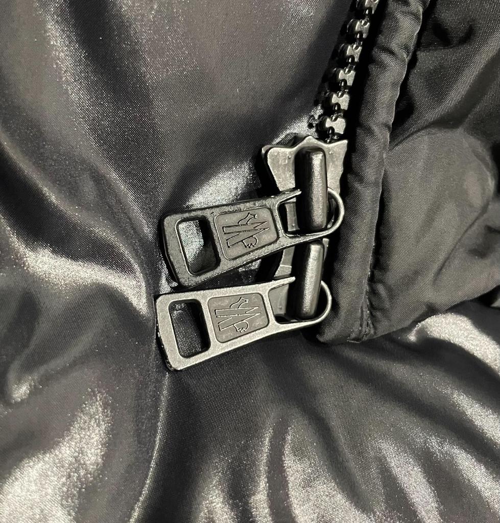 Použitá péřová bunda MONCLER MONTCLAD Nylon pánská