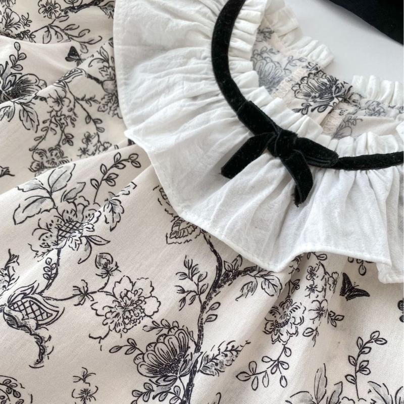 Kayoudo Chinese Ink Floral Two-Piece Set