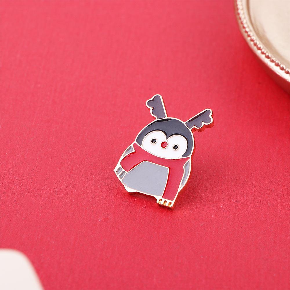 Creative Women Clavicle Chain Korean Style Badge Lovers Fashion Jewelry Christmas Penguin Brooches