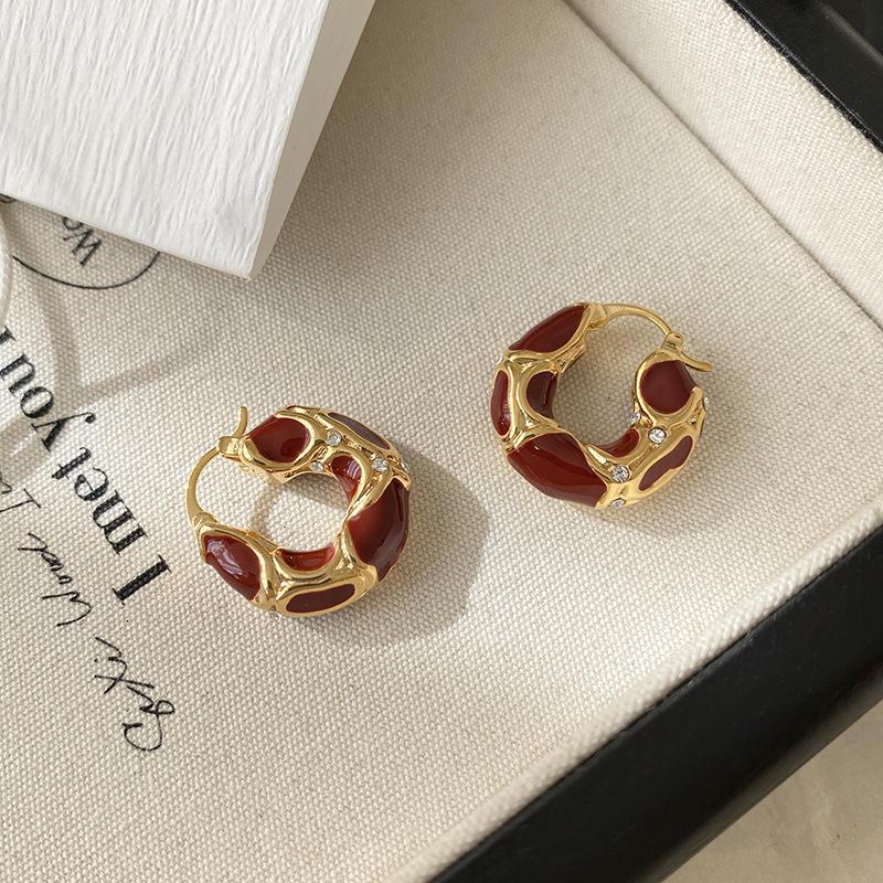 2024 Exquisite High-End Retro Silver Needle Red Heart Flower Earrings for Women