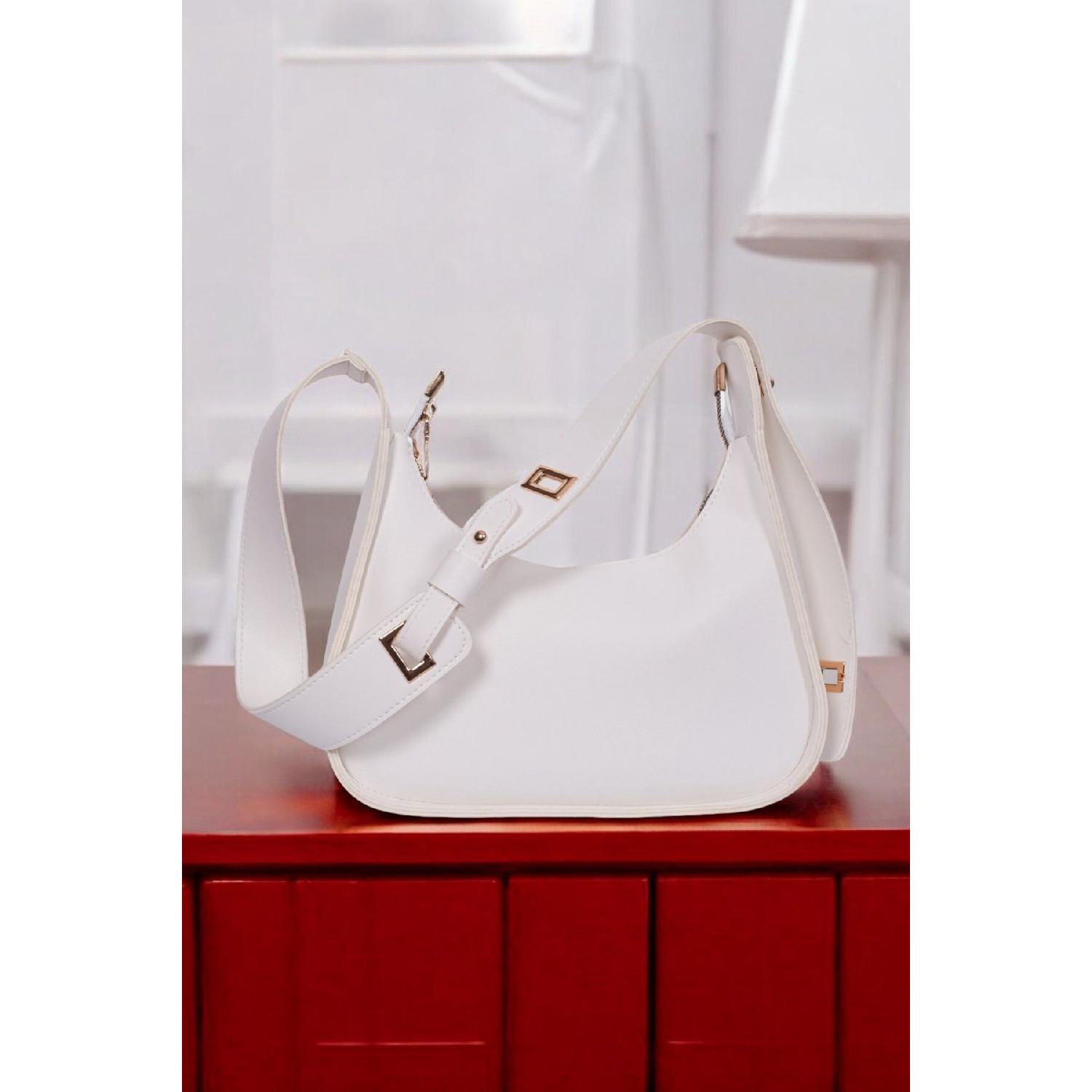 

Women s White Baguette Soft Leather Strap Handbag And Shoulder Bag білий
