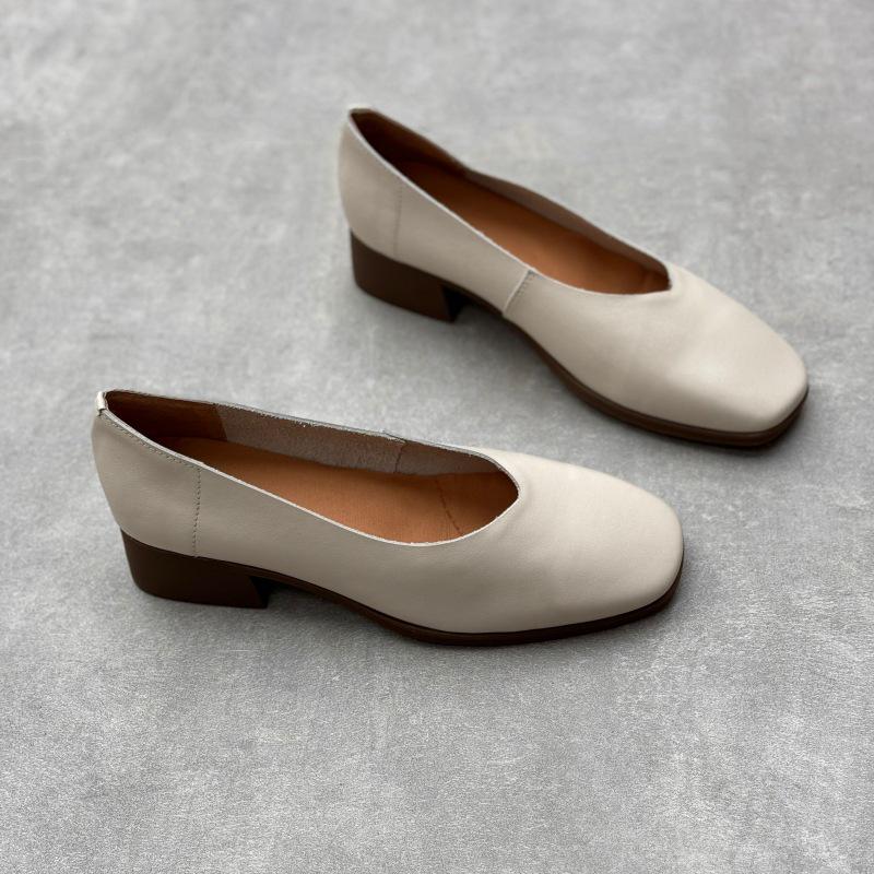 

Весна/Лето 2024 Ретро Кожа Массивный Каблук Воловья Кожа Женская Обувь - Средний Каблук, Универсальная, Ручной Работы Повседневная 40