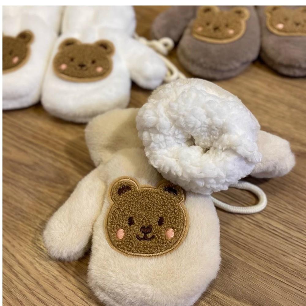 Waterproof Cartoon Bear Gloves Windproof Toddler Fingerless Gloves For Girls