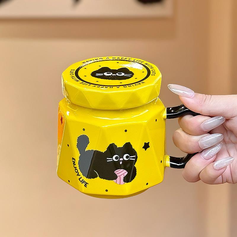 

Милая мультяшная чашка с черным котом, сувенир, высококачественная офисная чашка для воды с крышкой, кружка, керамическая чашка для девочек 480ML