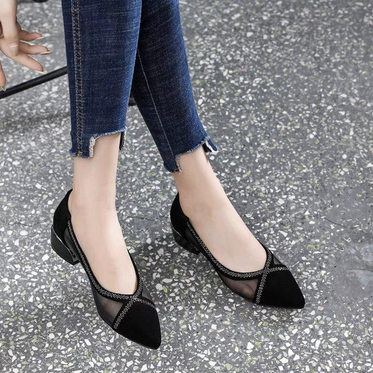 Breathable Mesh Sandals Women's 2025 New Summer Pointed Head Shallow Mouth Single Shoes Thick Heel Flat Bottom Versatile Comfortable Small Leather