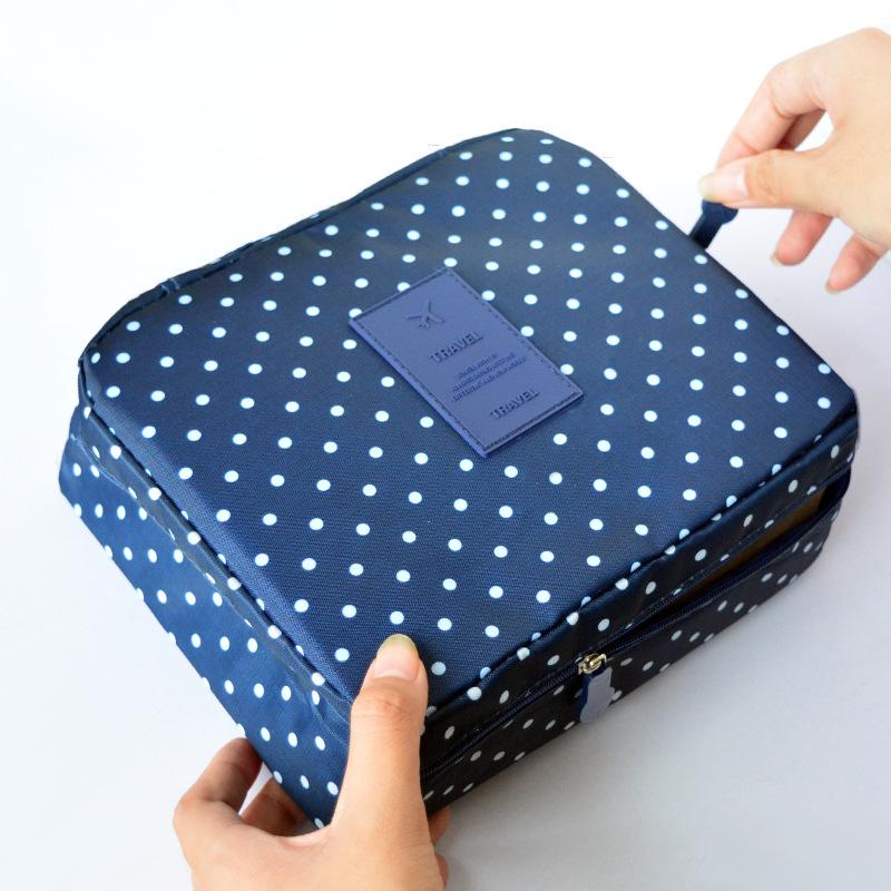 Hot-Selling Floral Square Cosmetic Bag: Large Capacity, Waterproof Toiletry Bag for Travel