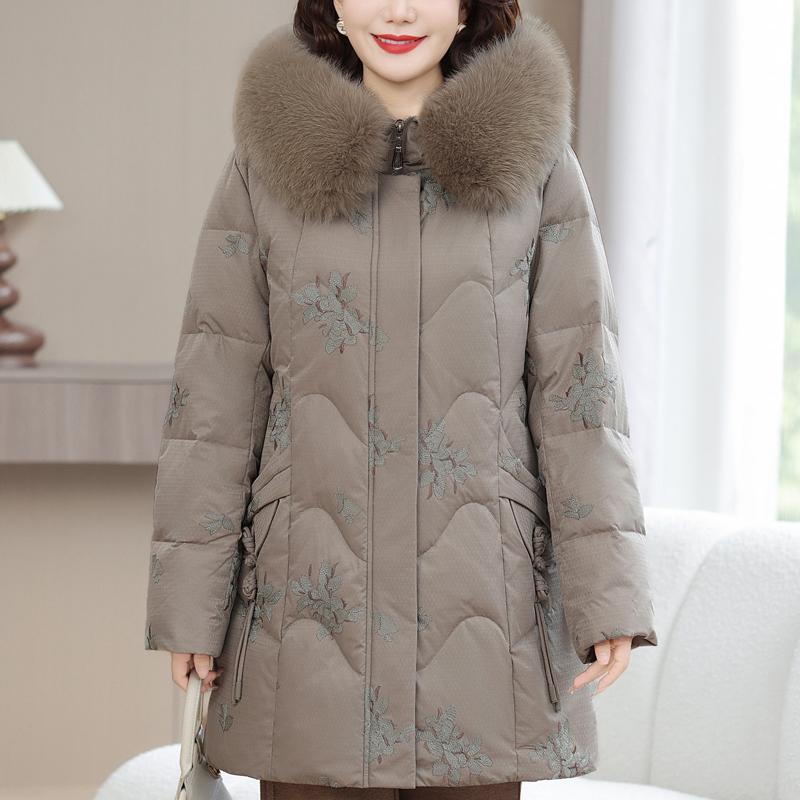 Real Fur Collar Middle-aged Women's Winter Down Coats Hooded Plus Size XL-6XL Embroidery White Duck Down Jackets for Women Thick Warm Parkas