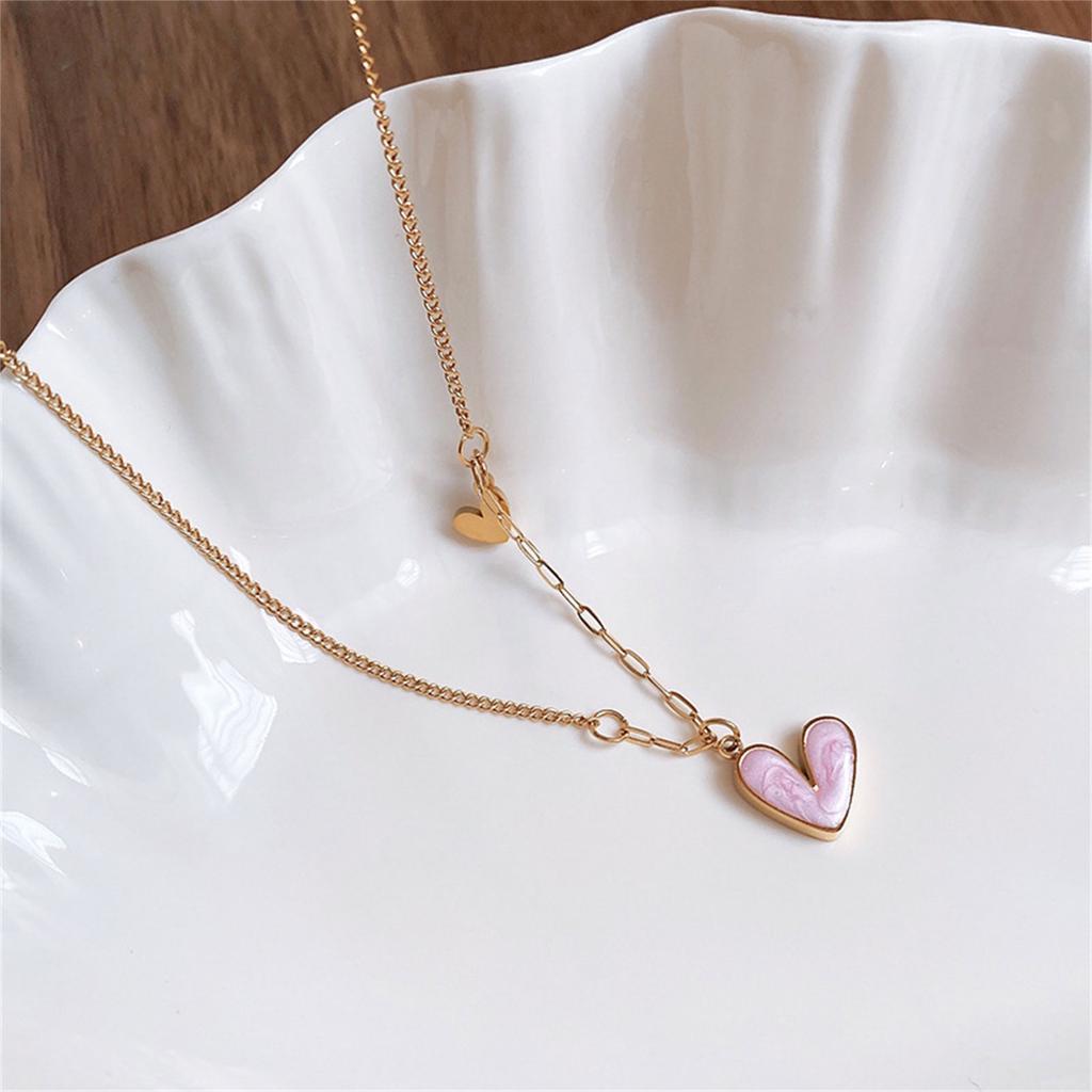 Small Heart Pendant Necklace Date Jewelry Stainless Steel Texture Suitable for Music Festivals and Fashion Shows