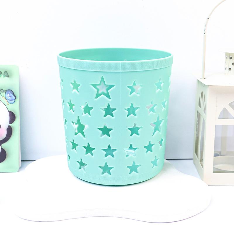 Hollow Star Plastic Pen Holders - Round Desktop Organizers with Cute Animal & Star Designs, Ideal for Office & Art Supplies