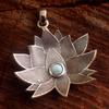 Larimar Moonstone Lotosový přívěsek Solid 925 Sterling Silver Jemné šperky Dámský přívěsek