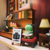 Japanese Zakka Bookstore Series Cat Bookshelf Miniature Resin Craft Toys, Collectible Home Decoration Accessories, DIY Ornaments