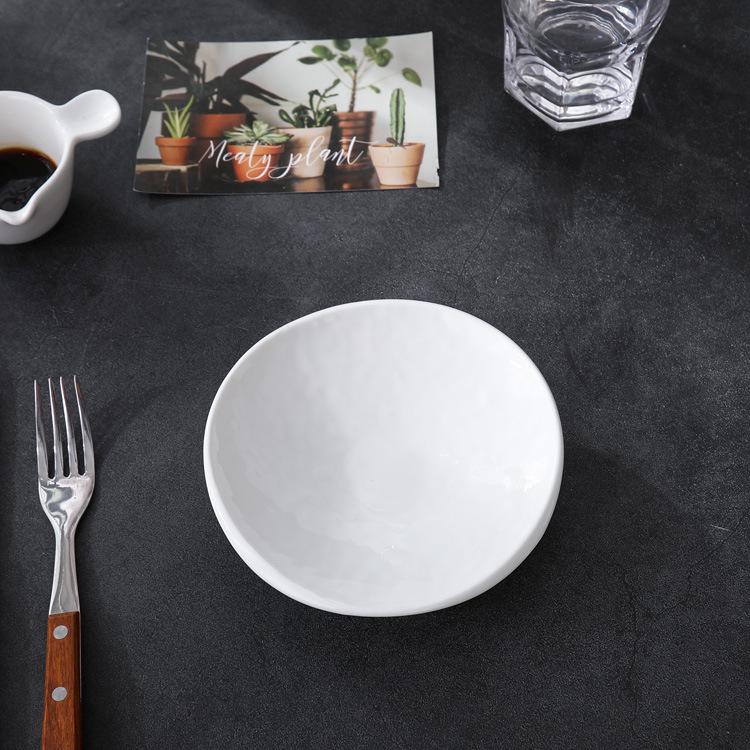 Creative Irregular Ceramic Dessert Bowl - Underglaze Colored, Small Rimmed Plate for Hotel Tableware.