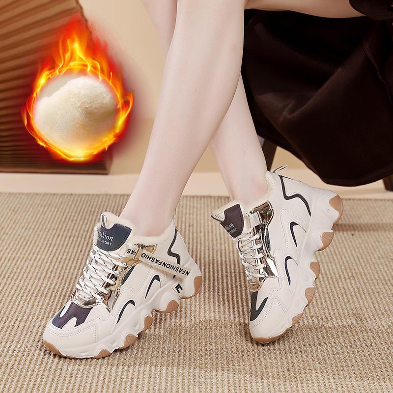 

Женские зимние ботинки на толстой платформе, нескользящие короткие ботинки до щиколотки с подкладкой из искусственного меха, теплые теннисные кроссовки на шнуровке для бега и ходьбы 40 бежевый