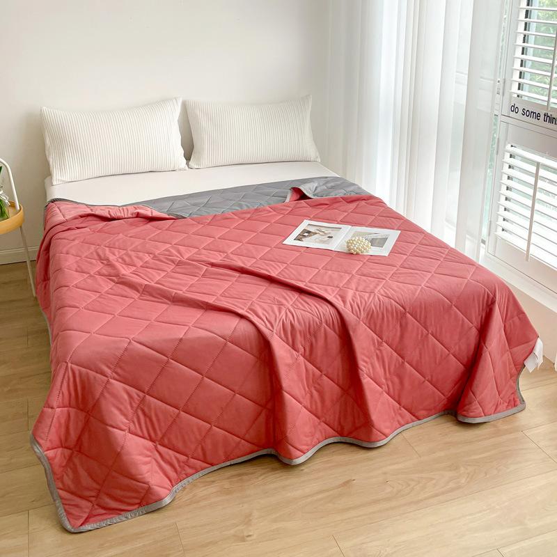 Cool Summer Quilt Solid Color Ice Silk Summer Quilt Single and Double Machine Washable Air Conditioner Gift Thin Quilt