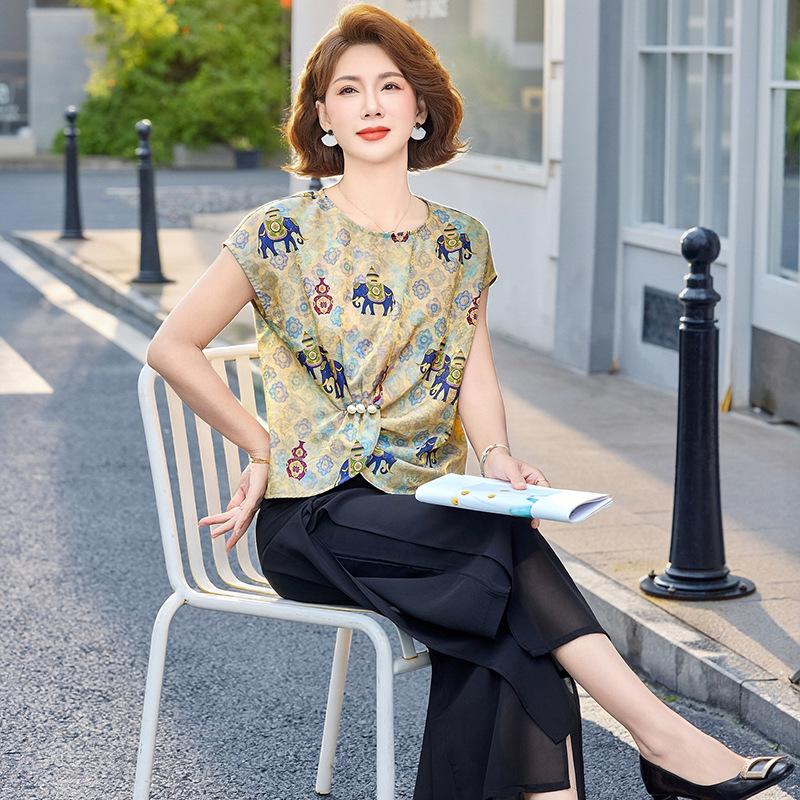 

2026 Summer Women s Chinese Style Two-Piece Set: Elegant, Fashionable Outfit for Middle-Aged and Elderly. XL (Up to 55 kg)