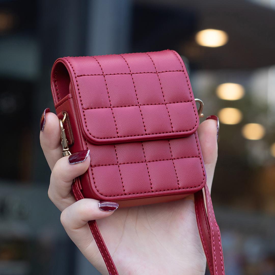 

Чехол-кошелек через плечо из кожи с ремешком для Samsung Galaxy Z Flip6 Flip5 Flip4 Flip3 Huawei Nova Flip Pockt2 Moto Raer40 OPPO Find N3 Flip Protect Cover Samsung Galaxy Z Flip6 розы красного