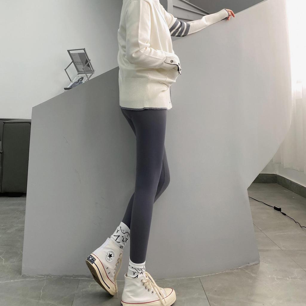 2025 Korean Style Shark Yoga Leggings - Versatile, Slimming Nine-Point Pants For Women