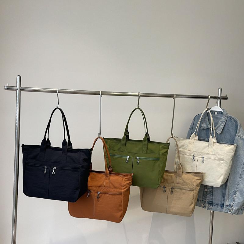 Minimalist Nylon Bag For Women With Zipper Closure And Inner Pocket For Daily Use