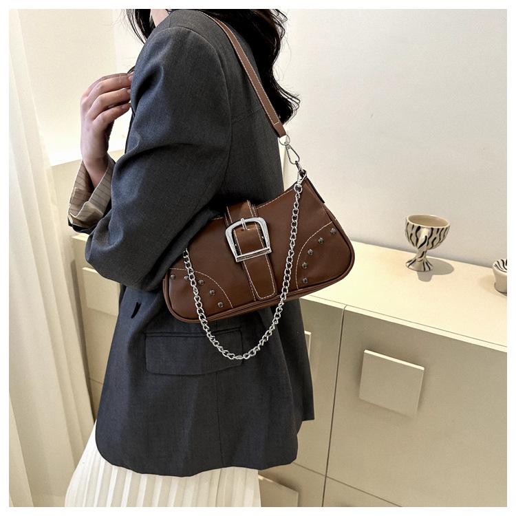 Retro Minimalist Shoulder Bag 2026 New Fashion Trendy Soft Faux Leather Armpit Bag for Women Commuter Crossbody Purse CLE