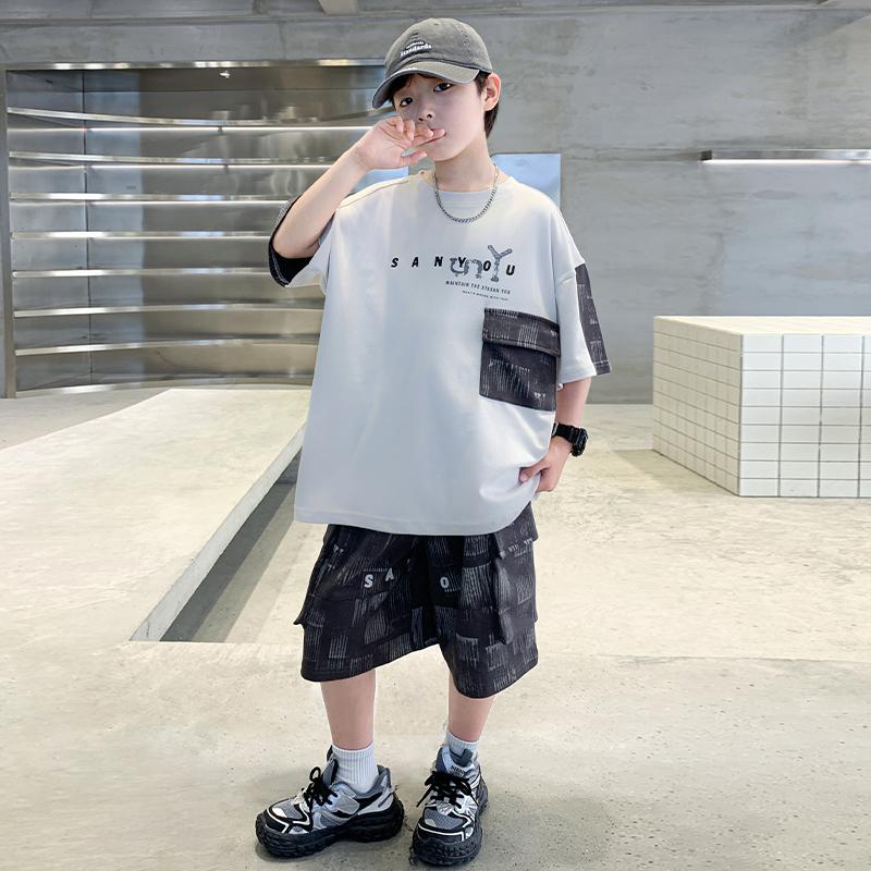 Children's wear boys' summer short sleeved set 2026 new style, medium and large children's summer sports thin style, summer style cool and fashionable