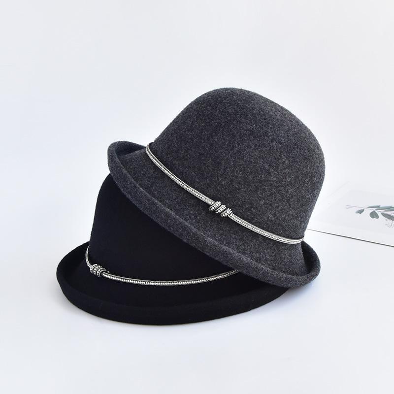 Factory Formal Roll up Brim Cloche Hat Fashion Trend Fedora Hats With Decorations Plain Top Winter Hat for Women