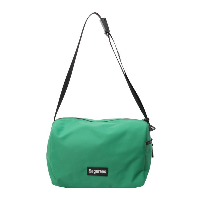 Casual large-capacity messenger bag women's new ins simple and fashionable messenger bag light going out leisure sports bag