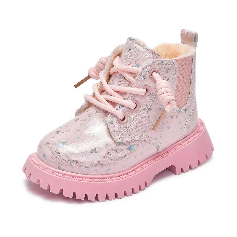 

Зимние ботинки для девочек со звездами, нескользящие, для зимы, модные детские ботинки с мехом, 2024, новые модные детские короткие теплые ботинки, мягкая подошва 21 розовый