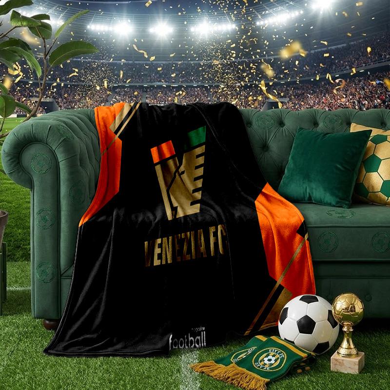 Vene-zia Football Throws Blanket Flannel Blankets Plush for Couch Bed Gifts for Men Women Travel picnic blanket Christmas fan gifts