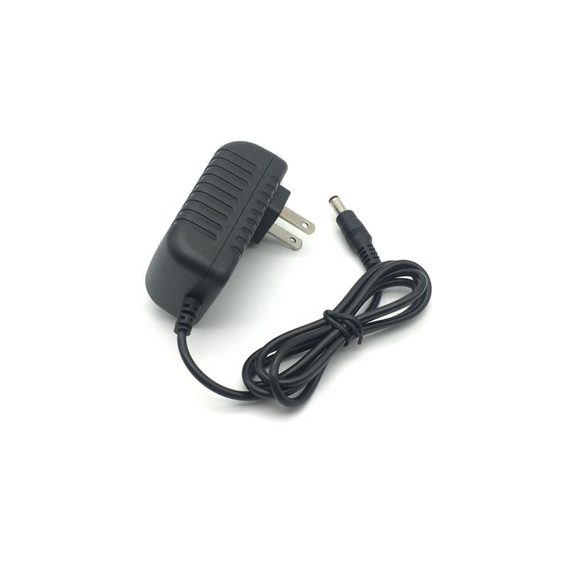 1 Stück 19V 0,6A 600mA Netzteil-Adapter Staubsaugerteile für ILife X5 V5 V5S V3 V5 Pro A4S A4 V50 A6 V55 V5S Pro Roboterstaubsauger