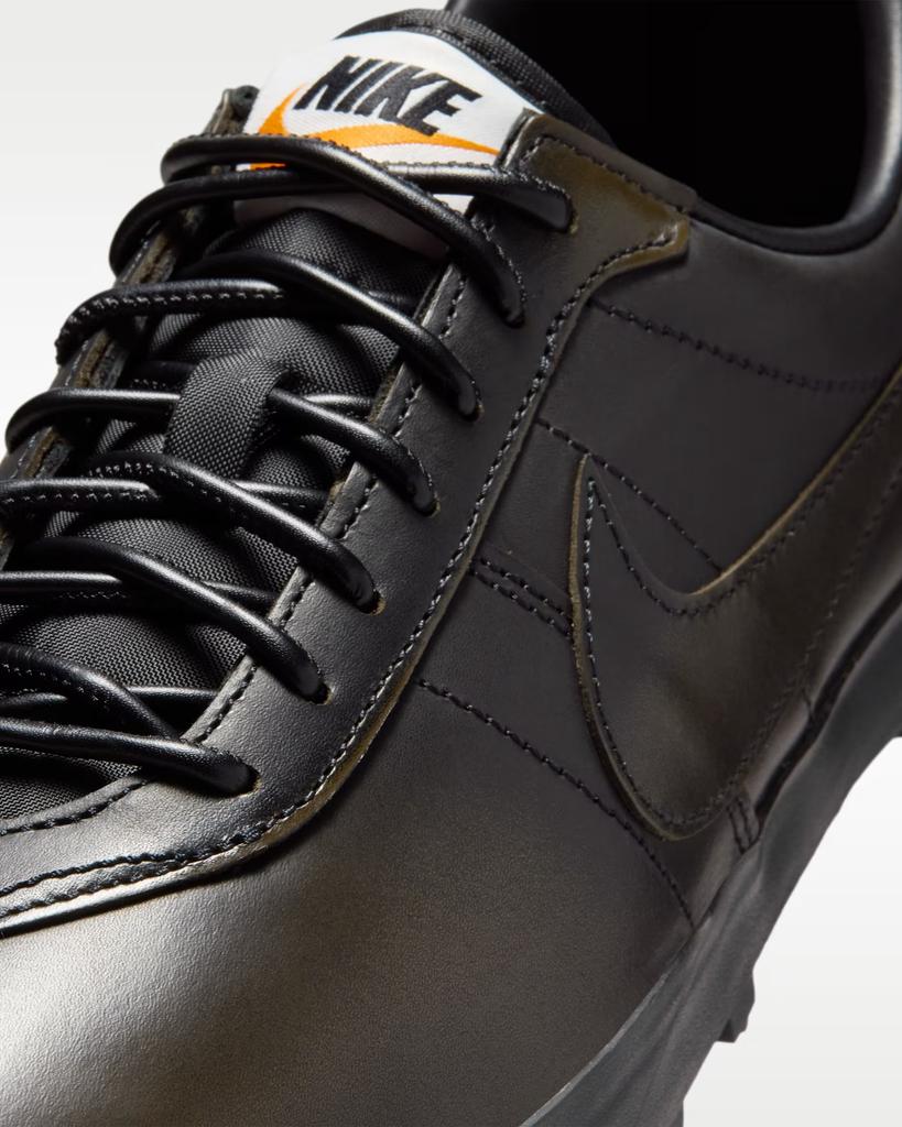 IO9910-001 Nike Astrograbber "Black" (Men's)
