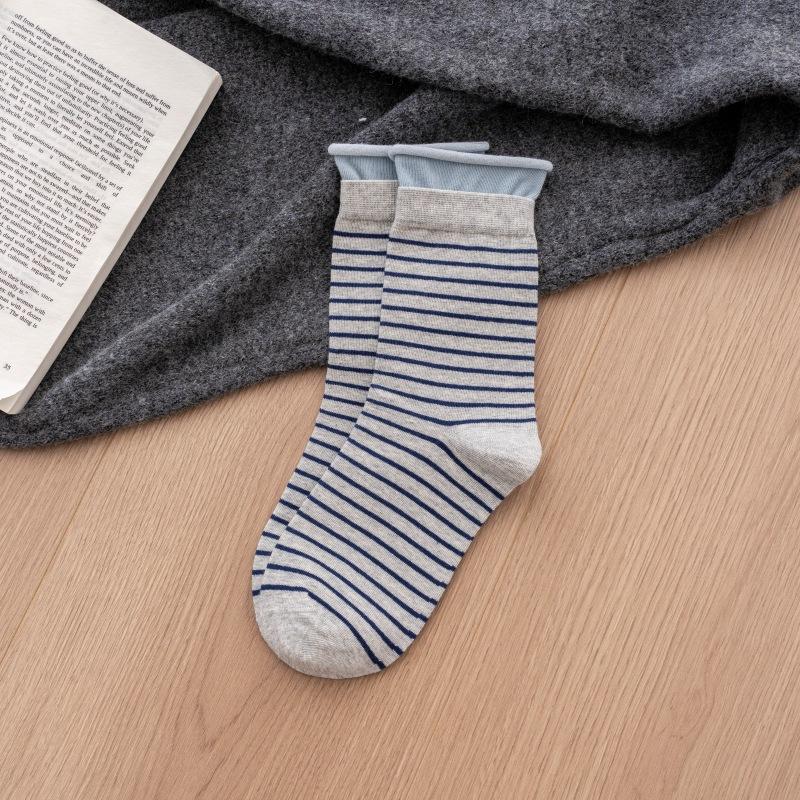 Women's New Autumn Trend Stripe Color Clash Double Rotors Breathable Boneless Tube Stack Socks