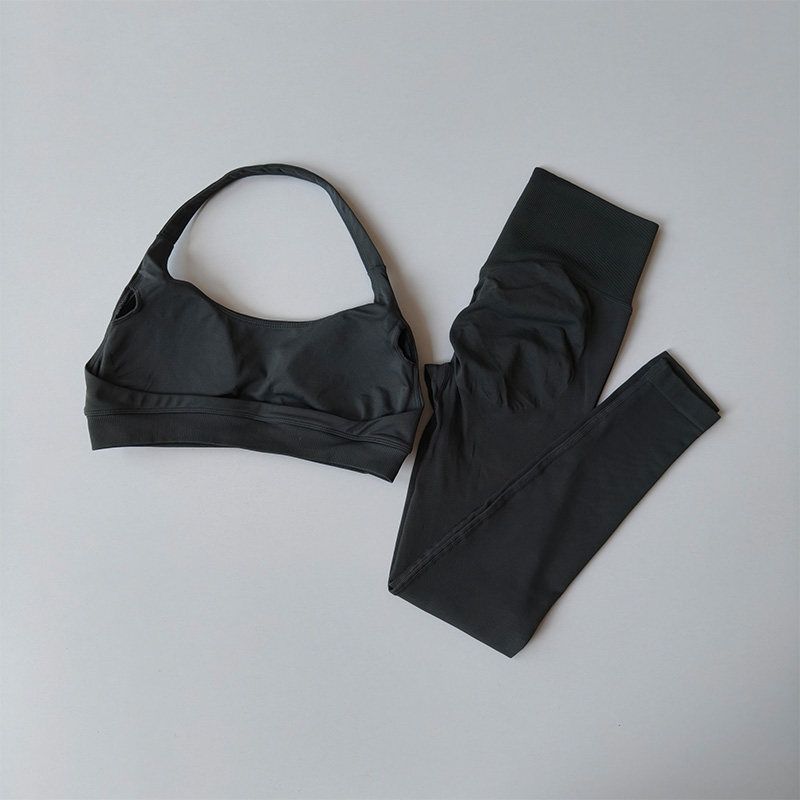 and American Seamless Halter Neck Beauty Back Push-Up Sports Bra and High-Waisted Tight-Fitting Butt-Lifting Fitness Pants Two-Piece Set for Women