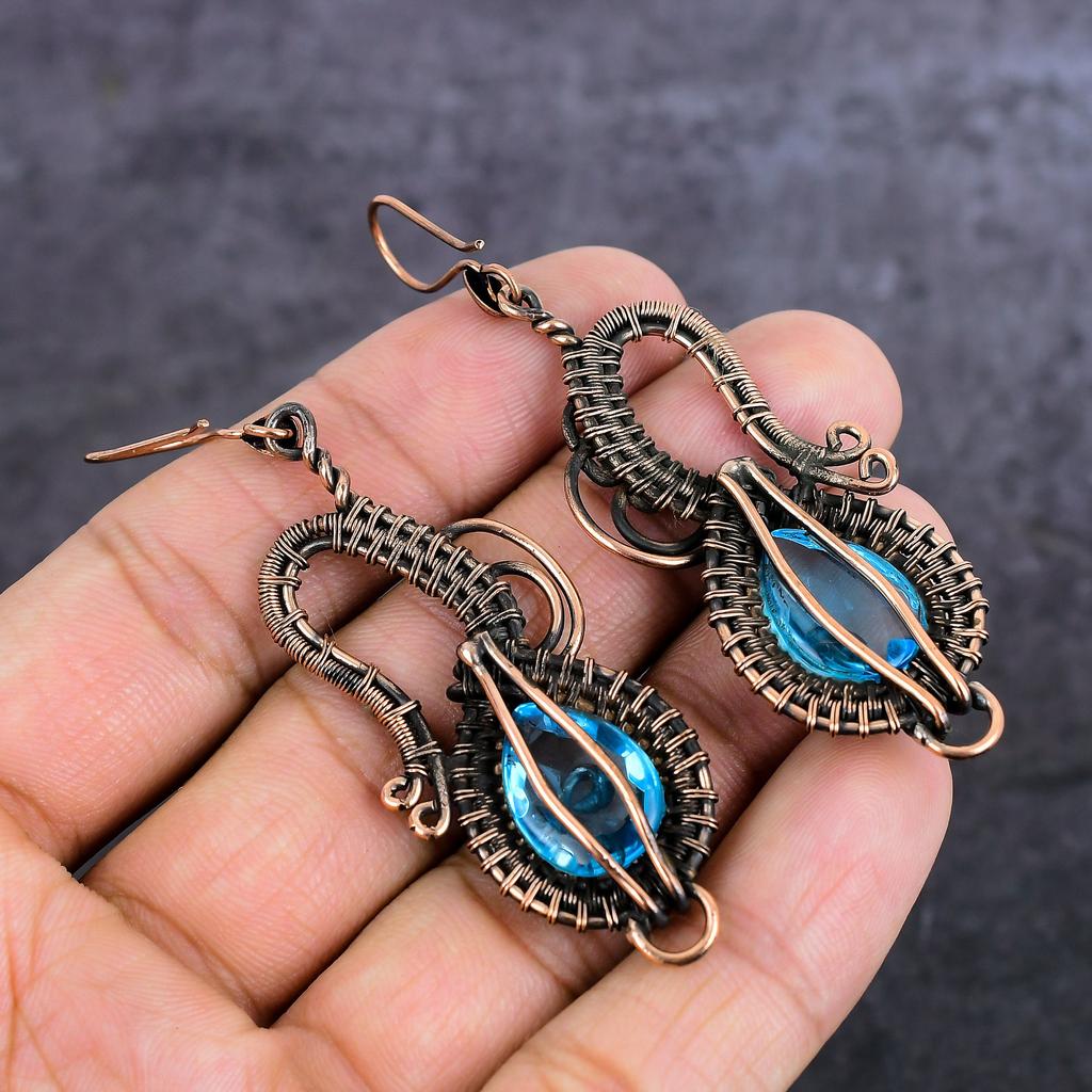 Ručně vyráběný náušnice z měděného drátu s modrým topazem 3,03" l1o02