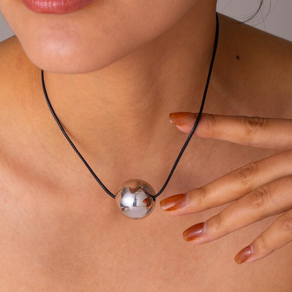 European and American Ins Necklace, Steel-colored Stainless Steel Wax Rope Pulling Ball Pendant Necklace Necklace Special for
