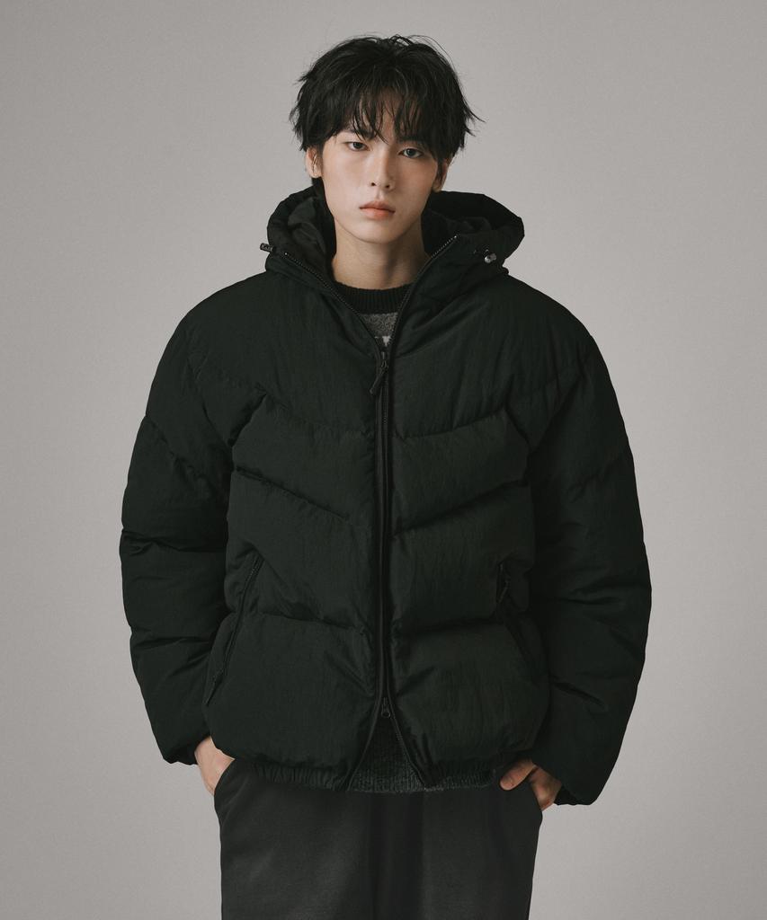 Verdnt Cut-Block Quilted Hooded Padded Jumper [Black]