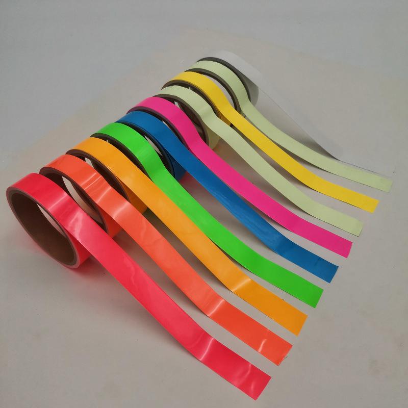 2 Stück Leuchtband für Fahrräder, selbstklebend, 3M/5M, leuchtende Sicherheitsaufkleber für Fahrradrahmen und Räder, für Nachtfahrten