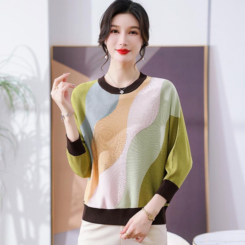 

Stylish Batwing Sweater for Women: Spring & Autumn, Three-Quarter Sleeve, Perfect for Middle-Aged Moms in Their 40s & 50s. 2XL (suggested 130-145 jin) зелёный