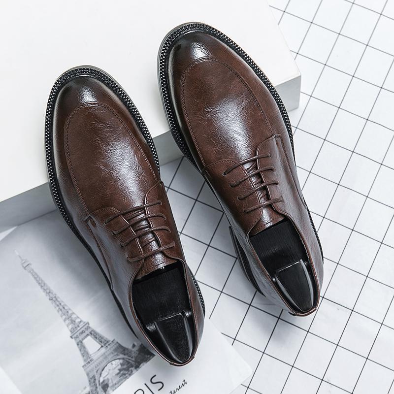 

Leather shoes new fashion Korean version trend casual shoes large size leather shoes hairstylist small leather shoes 46 коричневий